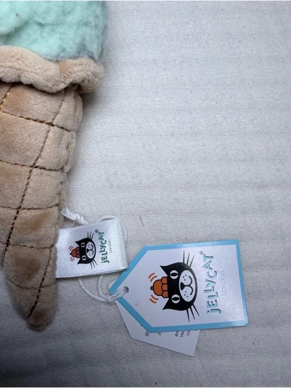 Jellycat retired nwt